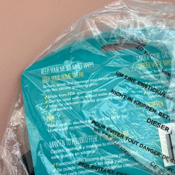 [PET] MESSY MUTT Silicon Dog Wash Bath Glove - Picture 3 of 4